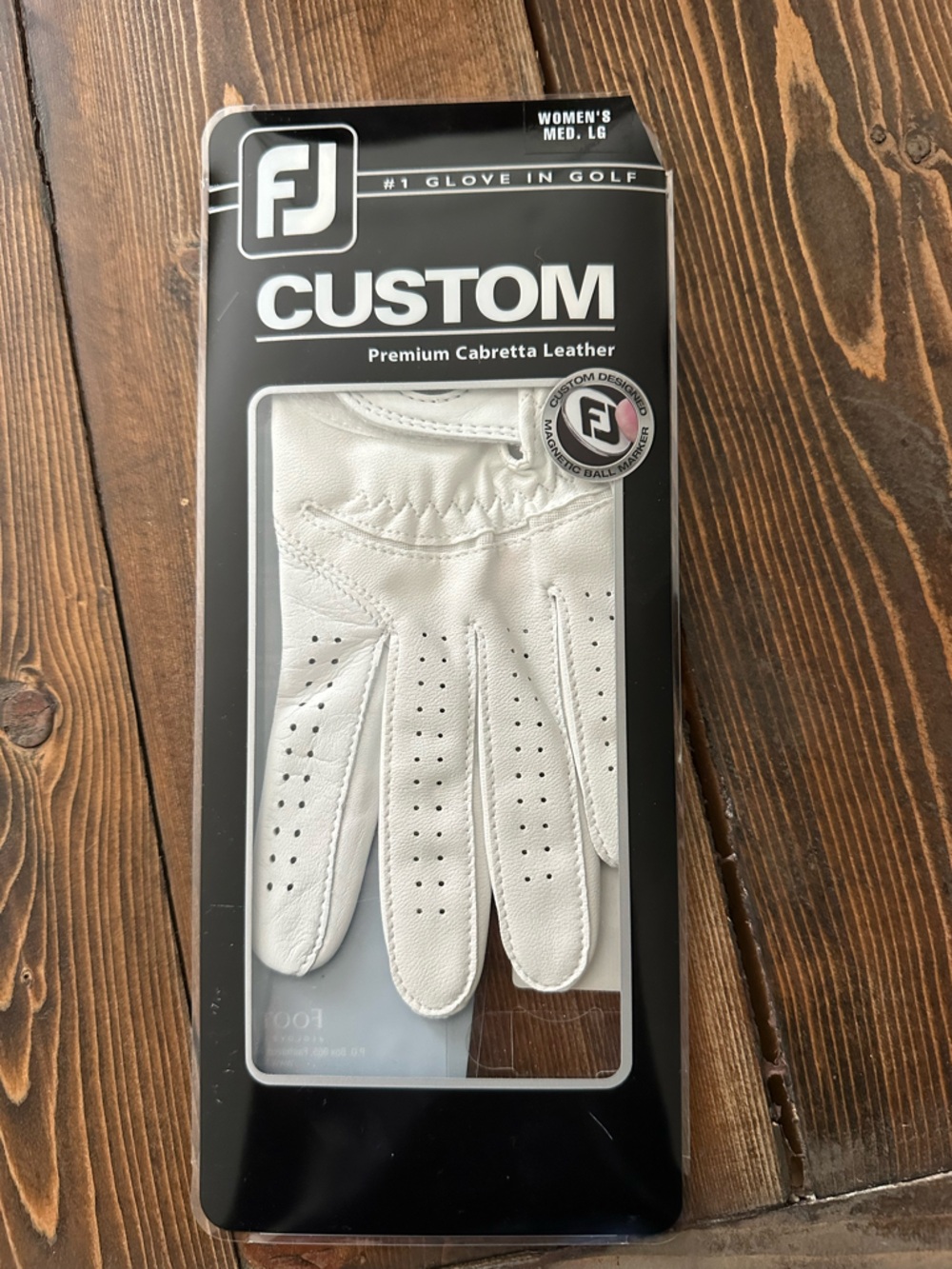 FootJoy White Women's Leather Golf Glove - CUSTOM Premium Cabretta